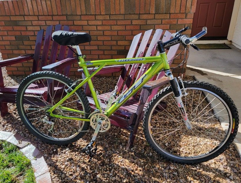GT Backwoods Mountain Bike for Sale in Gilbert, AZ - OfferUp