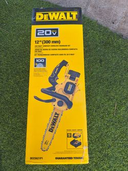 Dewalt 12" (300mm) compact cordless chainsaw kit