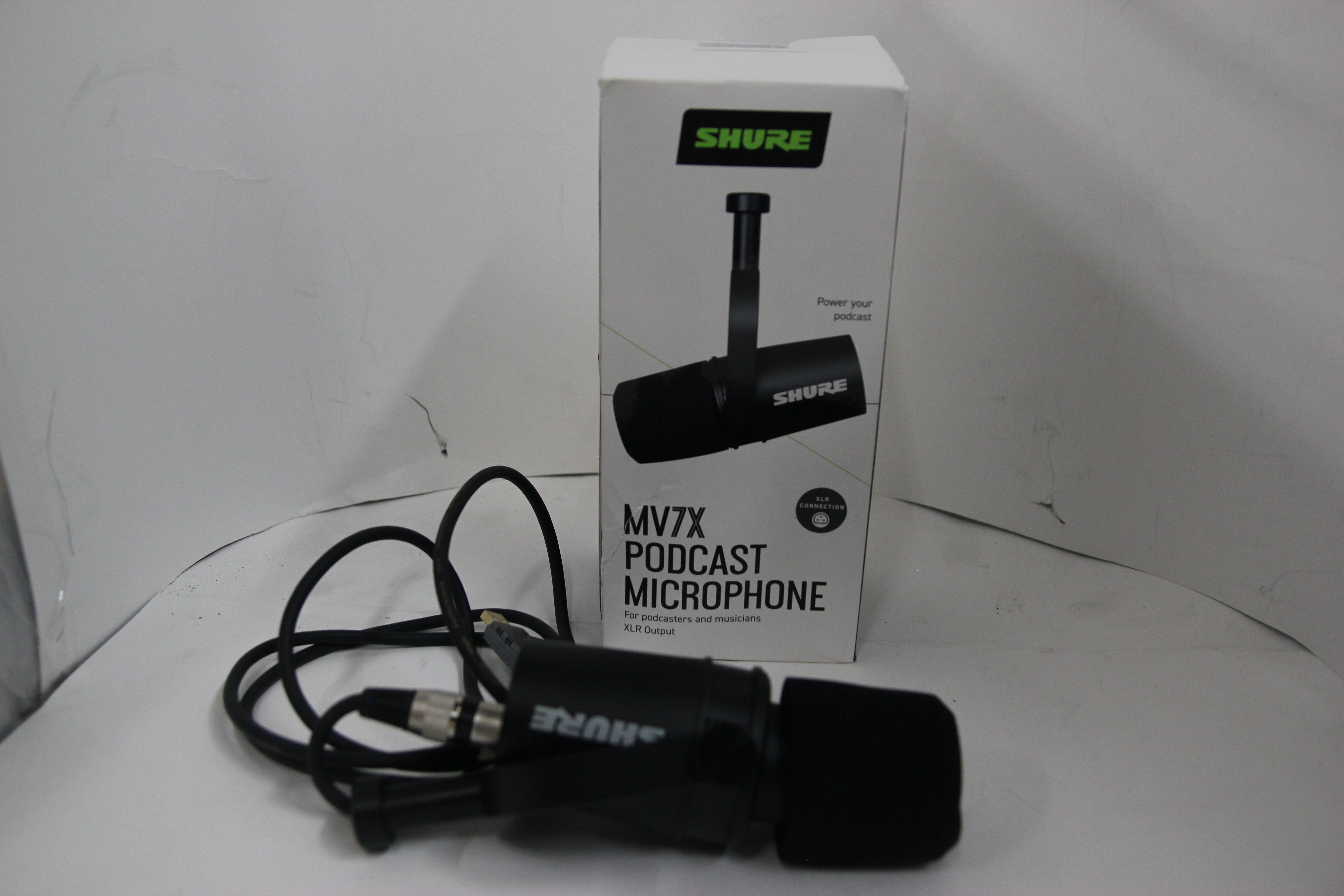 SHURE MV7X Pro Quality XLR Microphone