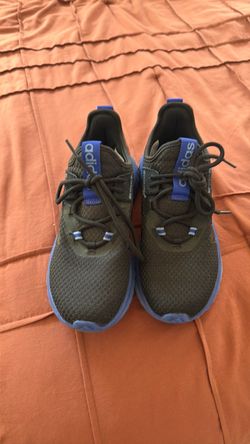 Adidas shoes size 3