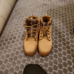Size 4 Timberlands