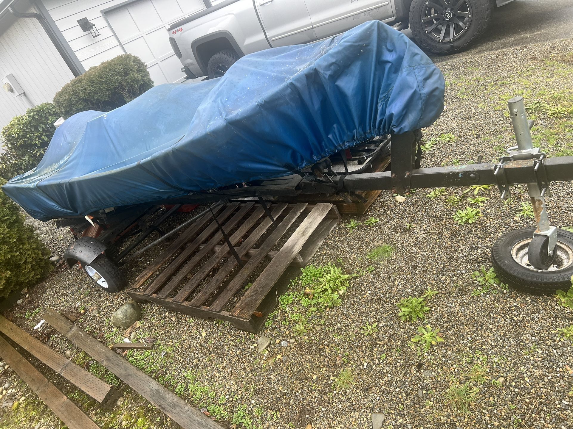 12ft Boat & Trailer With Extras