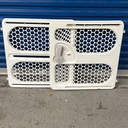 41x27” Plastic Good Condition, Baby Gate