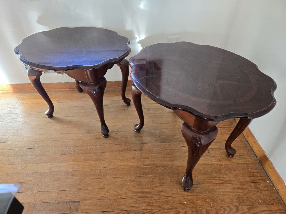 2 End Tables