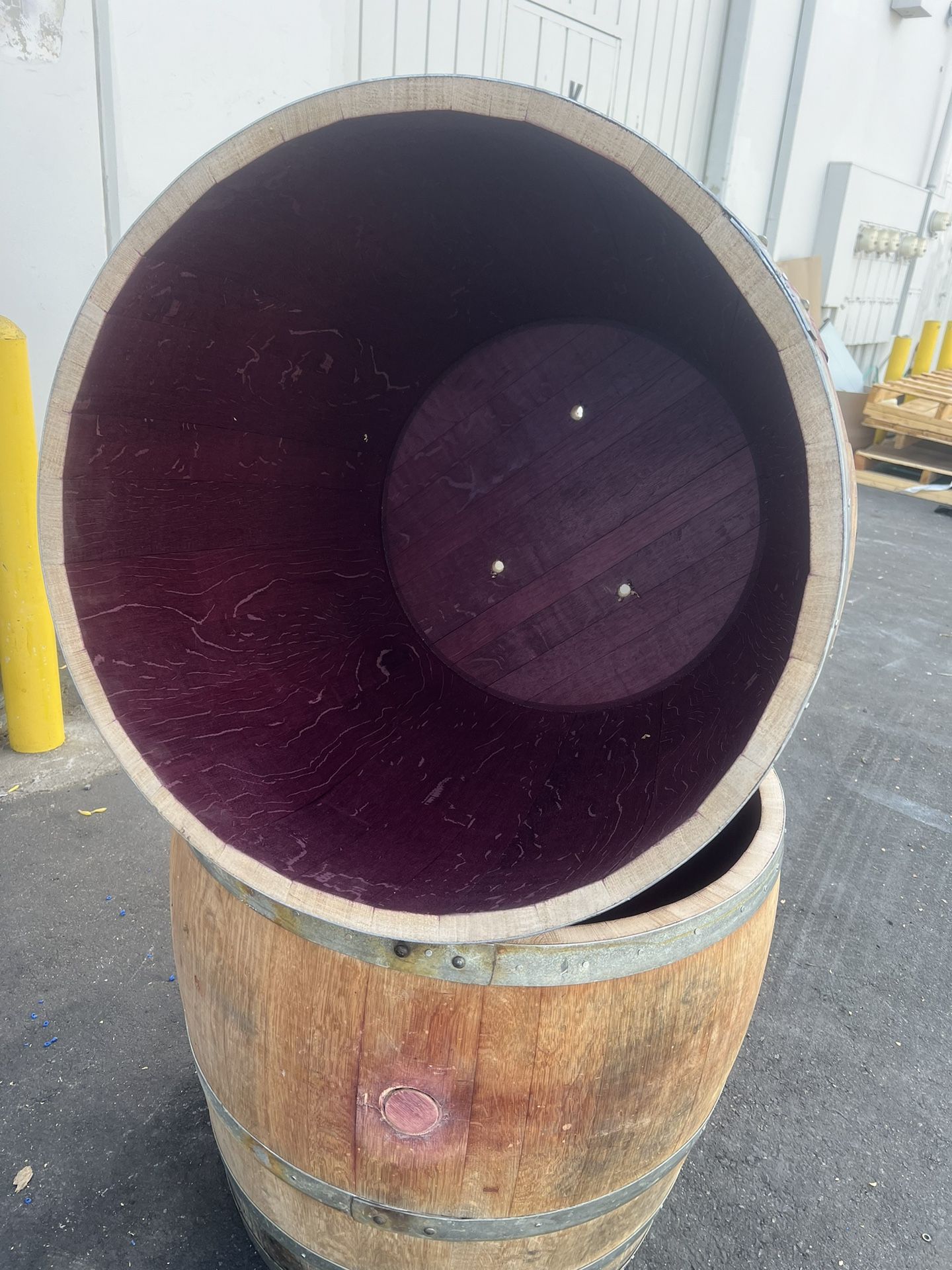 High Quality Wine Barrel Planters