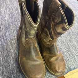 Ariat ( 4lr ) Size 3 1/2