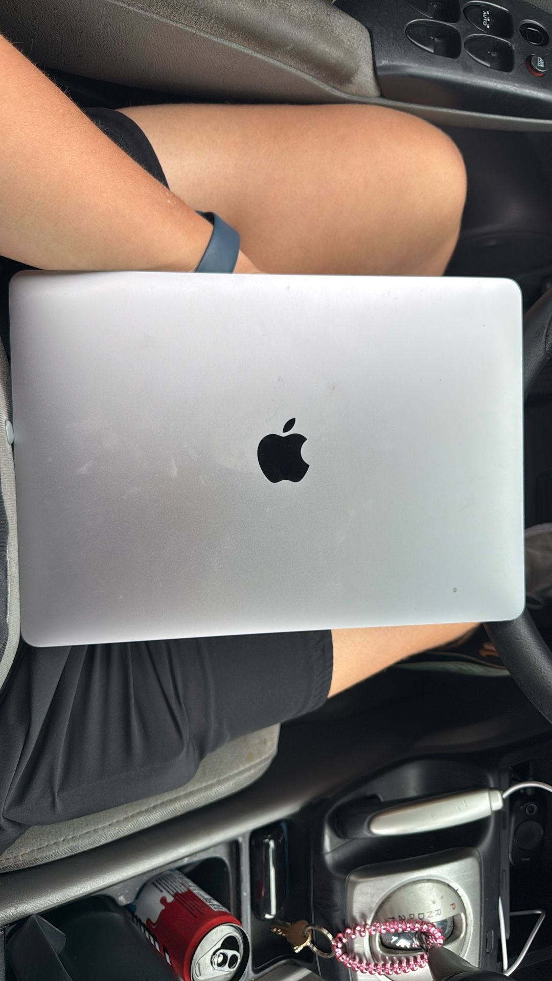 2022 macbook Air 13in 