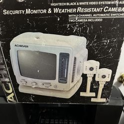 Security System Cameras And Monitor Older But Works 20