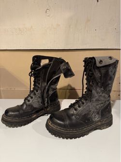 Demonia Viper Boots - Women’s Size 7 (Men’s 5)