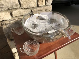 Vintage 26 piece glass punch bowl set by element grape Arbor