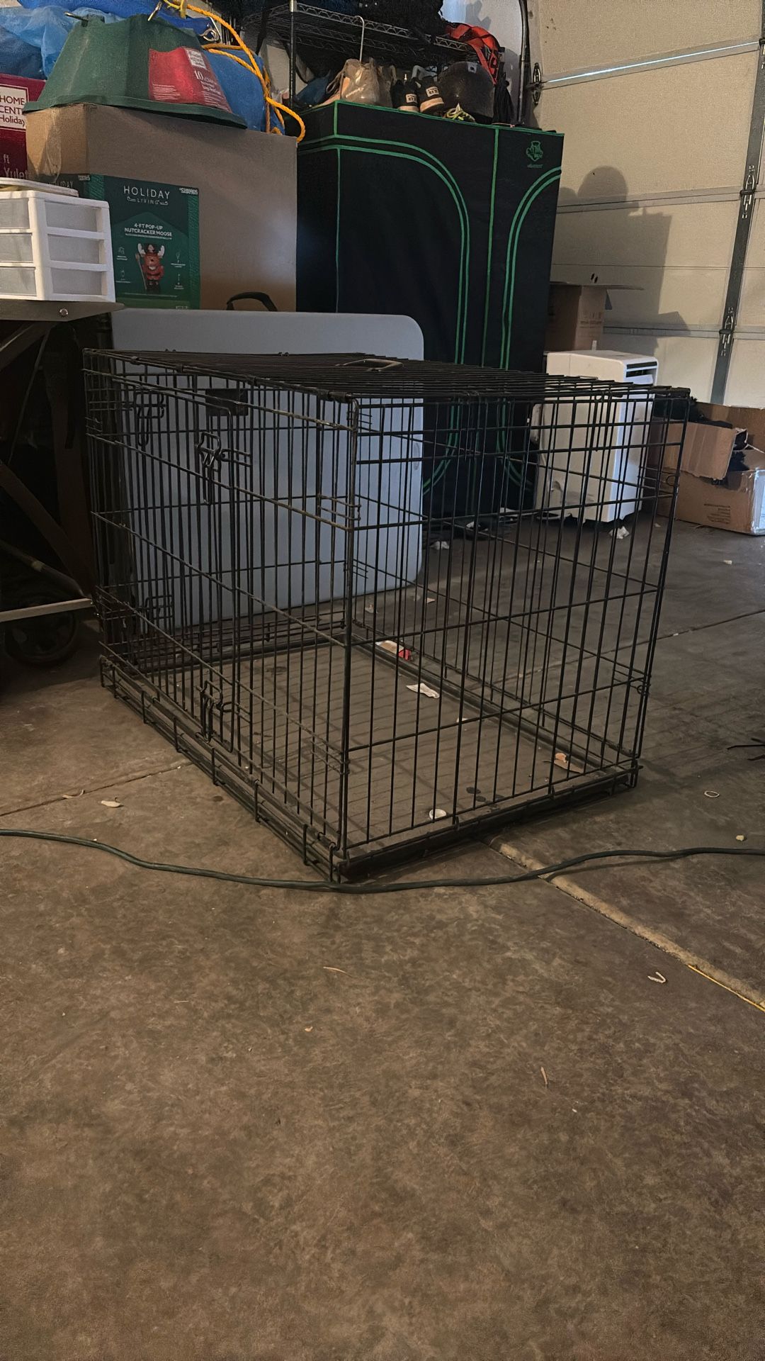 XL Dog Cage
