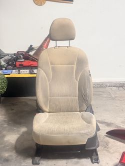 2011–2014 Hyundai Sonata Driver Seat OEM Tan Cloth