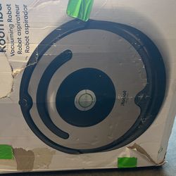 Roomba 677