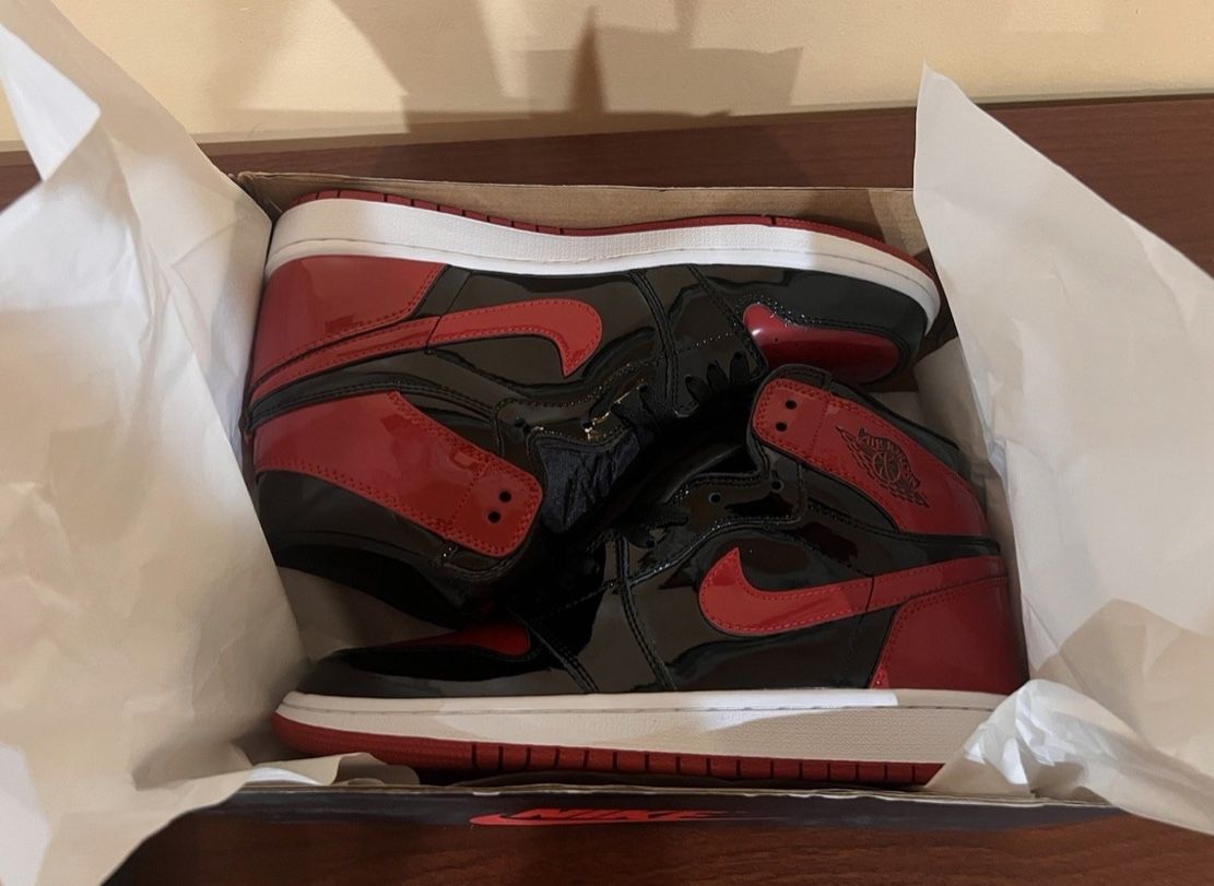 Jordan 1 Retro High OG Patent Bred Size 10
