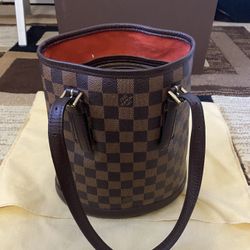 Louis Vuitton Purse