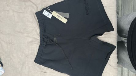 Black Essential shorts stretch limo
