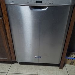 Built in Maytag Dishwasher 180$ In Alamo Tx Pick Up Only