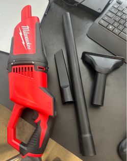 Milwaukee M12 lithium ion cordless compact vacuum 0850-20