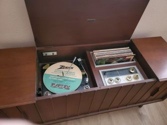 Antique zenith record player