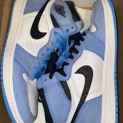 WTS Air jordan 1 University Blue Size 7.5