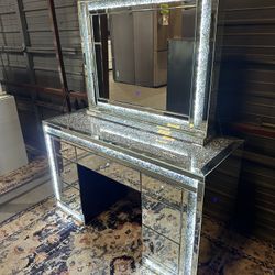 Mirrored Vanity Make Up Table 