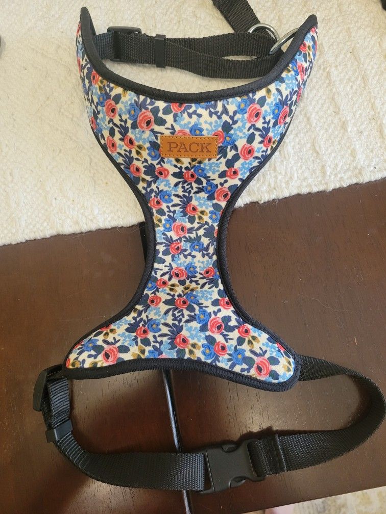 Reversible Floral Dog Harness