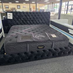 King size platform bed frame 🚚WE DELIVER🚚