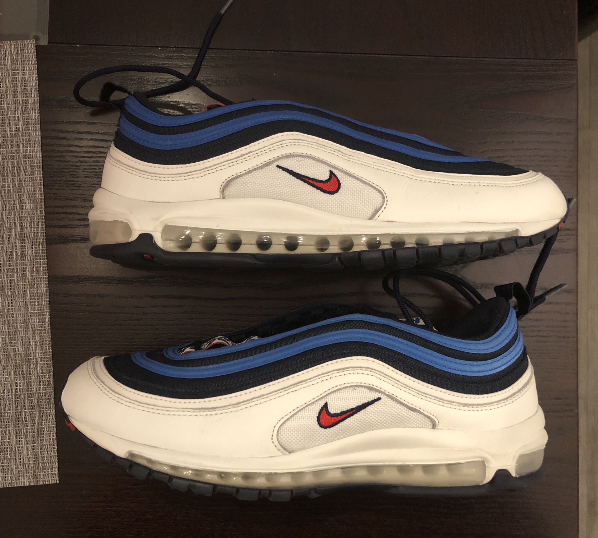 2018 Men's Nike Air Max 97 SE AQ4126-400 Pull Tab White Obsidian University Red Sail Blue Nebula Size 12 Shoes Used w/o Box