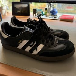 Adidas Samba (Like New!)