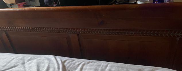 Wood bed