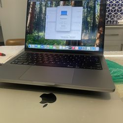 2024 Apple MacBook Pro 14” M3. Finance Available