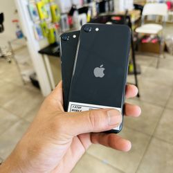 iPhone-SE-UNLOCKED