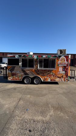 Remolque de Comida 18 Pies / Food Trailer
