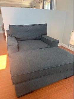 Love seat couch