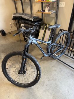 Giant stance 29 2