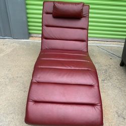 Beautiful Red Leather Lounge Chair $175.