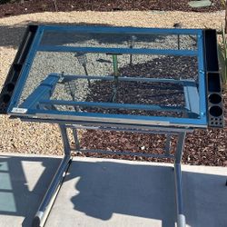 Adjustable Art Table