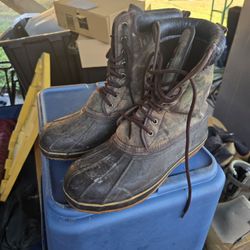 Timberwolves Insulated Boots Size 11