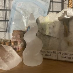 Selenite Spiral Tower