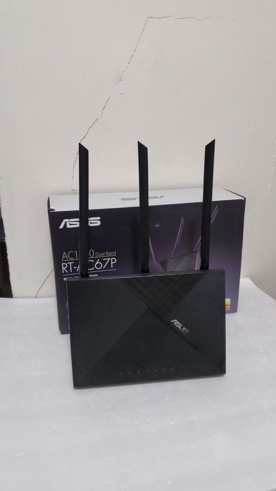 ASUS AC1900 (RT-AC67P) - Dual Band Wifi Wireless Internet Router with  Box Works!