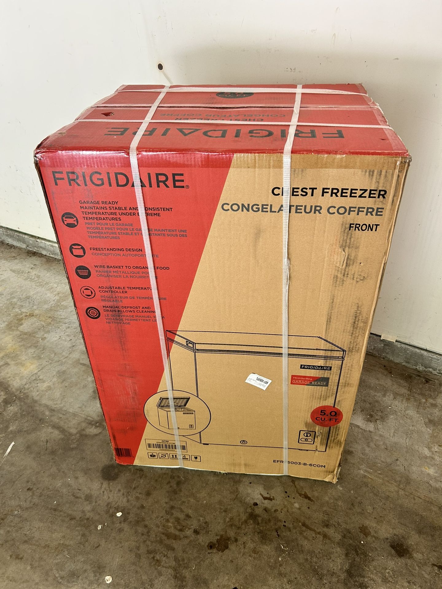 Frigidaire 5.0 Cu. ft. Chest Freezer, White , EFRF5003