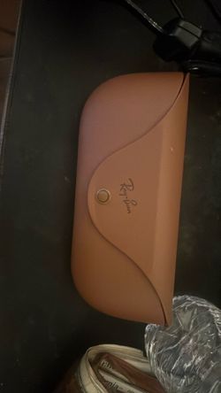 Ray ban case only  charge metal glasses