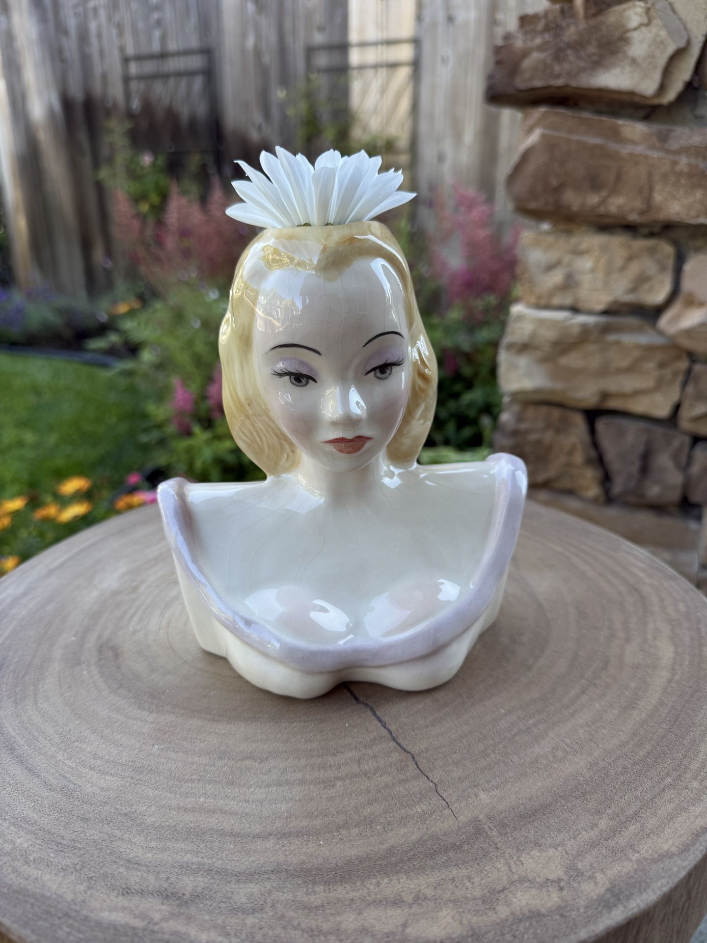 Vintage Mid Century Modern Glamour Girl | Lady Head Flower Vase 6.75" Tall | Gift Idea | Blonde Hair, Blue Eyes Lady