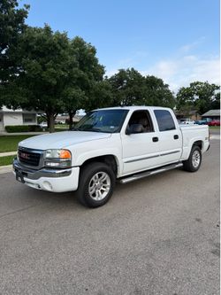 2005 GMC Sierra