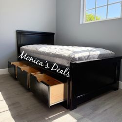 Twin Solid Wood Bed With 3 Drawers And Mattress $560