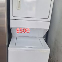 Stackable Washer And Dryer 220v. 