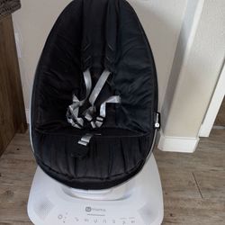 Mamaroo Baby Swing