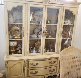 China cabinet