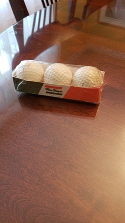 Vintage MacGregor golf ball pack