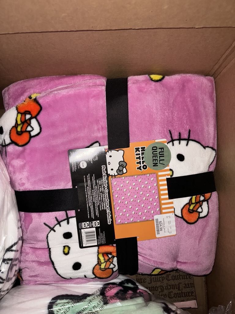 Hello Kitty Blanket